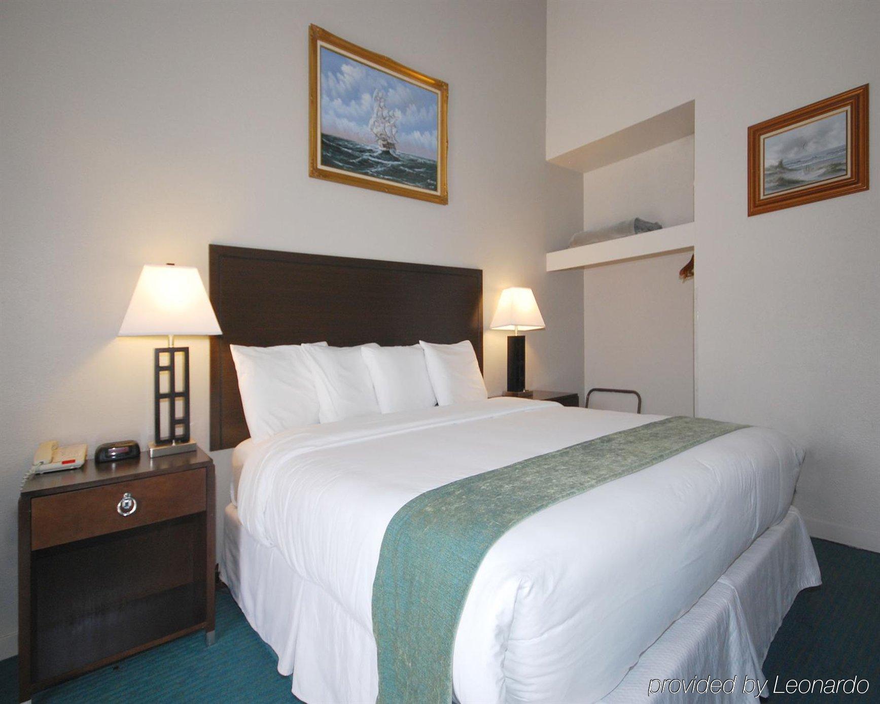 Cannery Row Inn Monterey Room photo